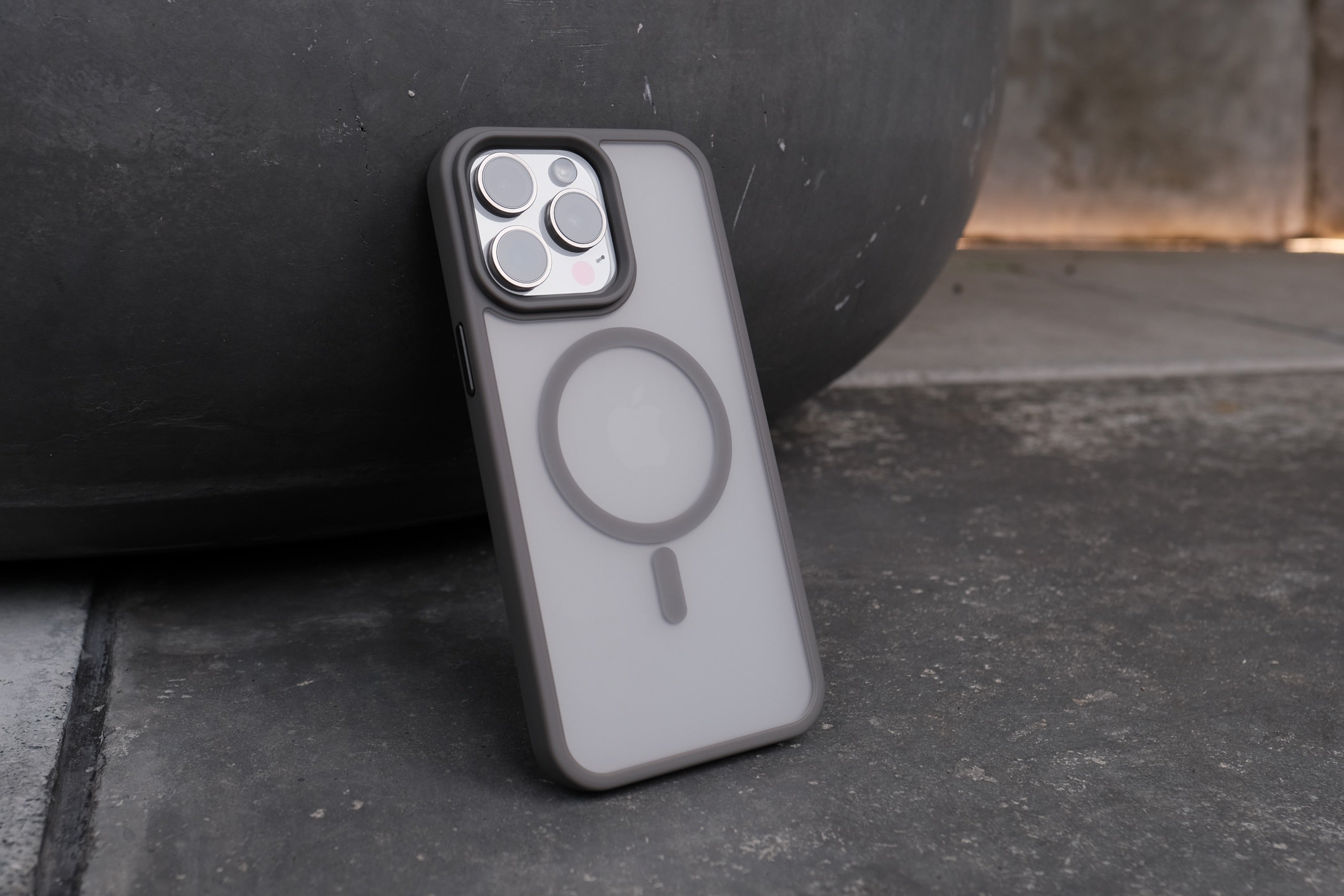 Minimalist top iphone case