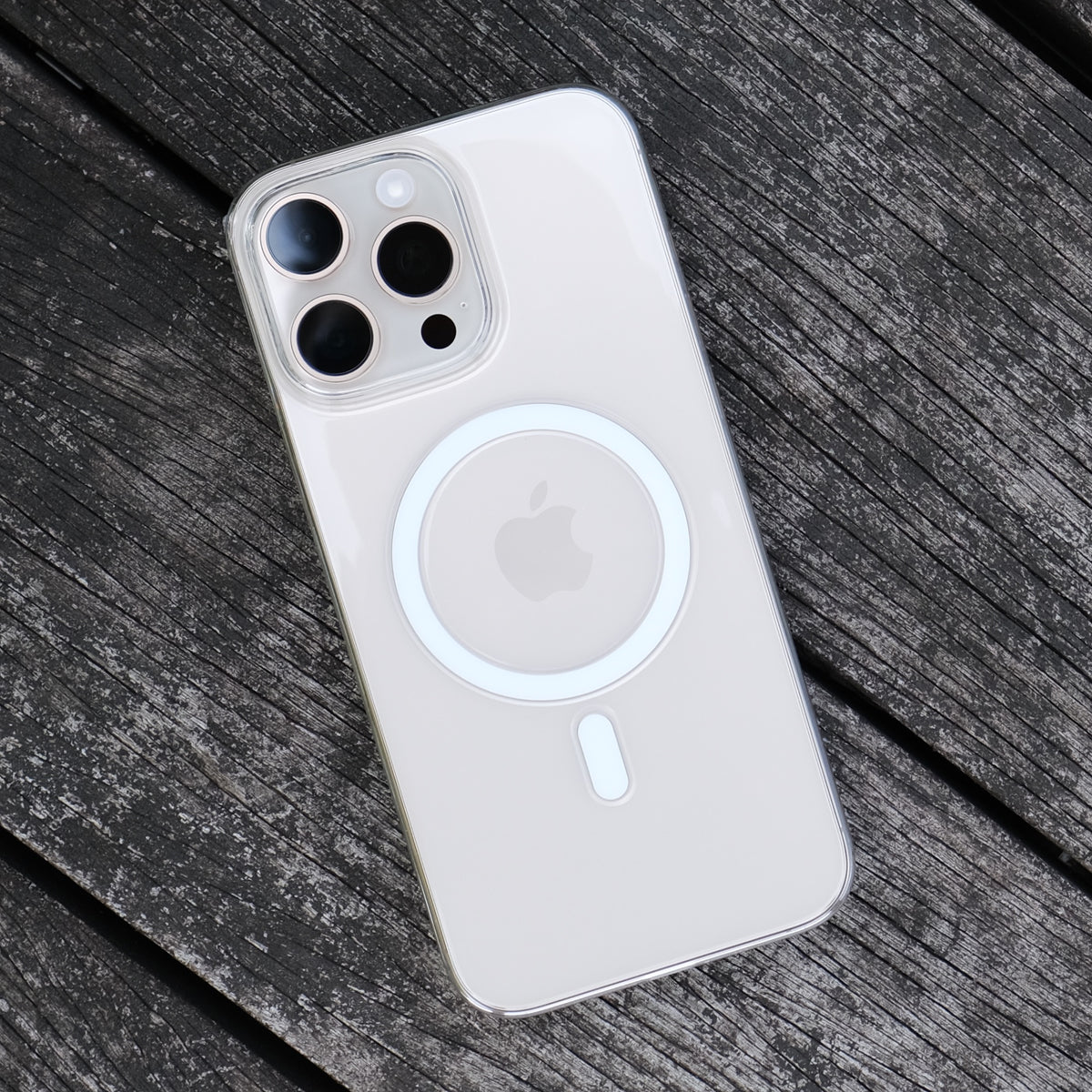 The Bare Case - iPhone 16 Pro Max 用最薄 MagSafe ケース